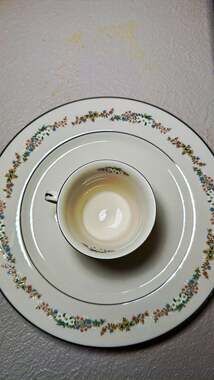 Gorham Rondelle Fine China 5-Piece Dinner Set Dinner Plate & Cup Floral USA